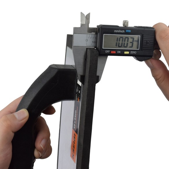 Foam Plastering Trowel/Black
dampening, smoothing, leveling surface