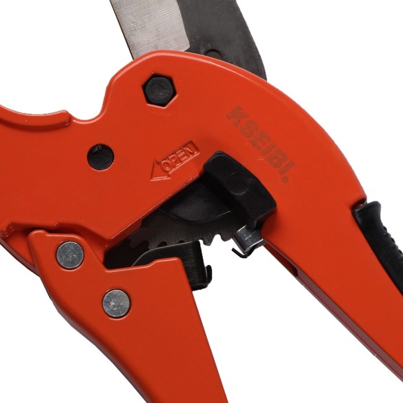High-Quality PVC Pipe Cutter for Precision Cuts | KSEIBI