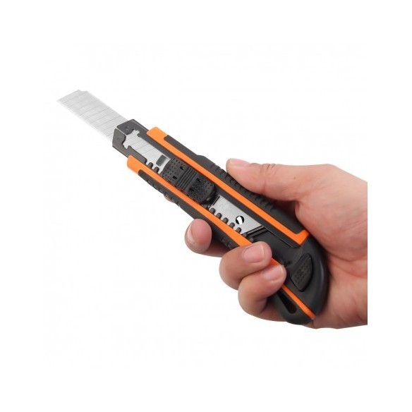 Auto Retractable Blade Utility Knife