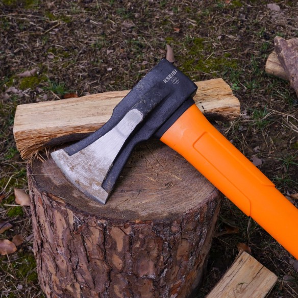 High-Quality Splitting Axe With Fiberglass Handle for Efficient Wood Splitting | KSEIBI