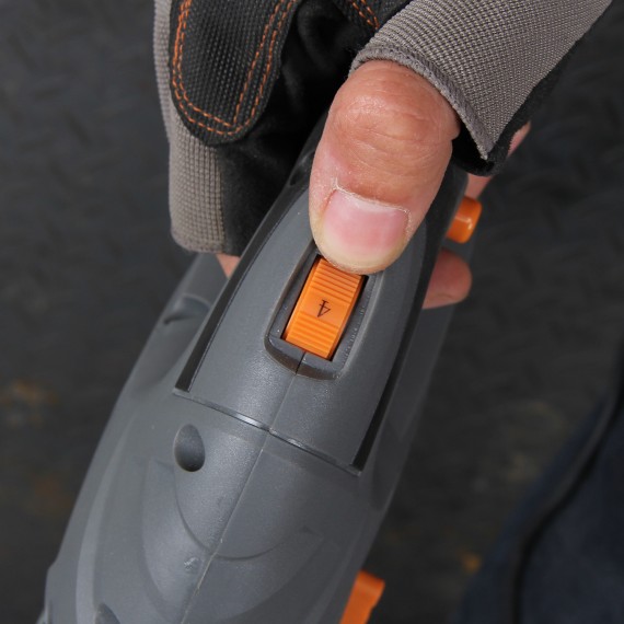 KST 80 V 电动曲线锯，高性能曲线切割工具 | KSEIBI